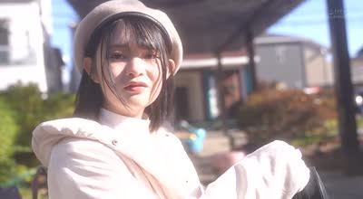 MOGI-134 【初撮り】八重歯がキュートなちっぱい女子大生 ヴァイオリンが趣味の温室育ちな箱入り娘はエロい事に興味津々 紬希ゆら