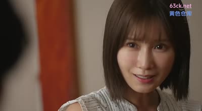 JUR-594 汗ほとばしる人妻の圧倒的な腰振りで、僕は一度も腰を動かさずに中出ししてしまった。 小島みなみ